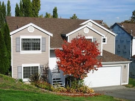 1st image of 3716 S 130th St