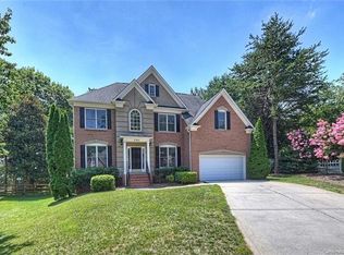 8900 Parkcrest St, Huntersville, NC 28078