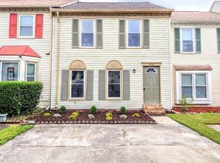 4732 Woods Edge Rd, Virginia Beach, VA 23462