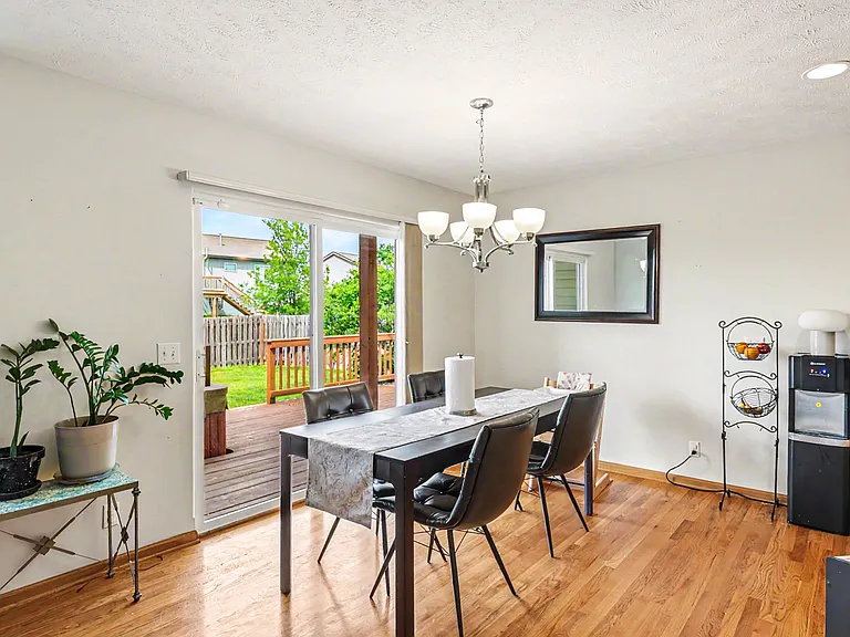 4408 Waterford Ave — Photo 3