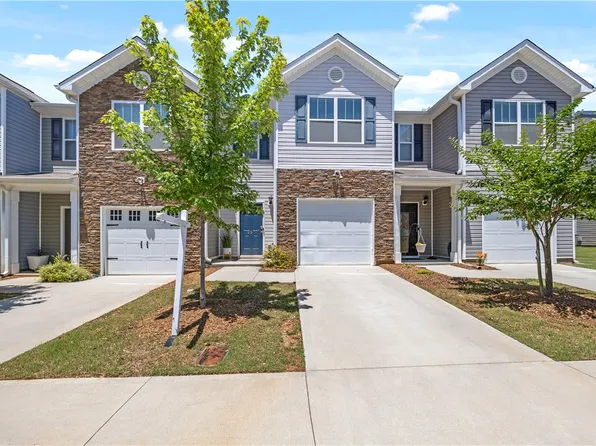 116 Southridge Ct, Easley, SC 29642