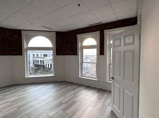201 E Lafayette St #2E, Jackson, TN 38301