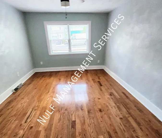 4556 Carroll St #1 — Photo 5