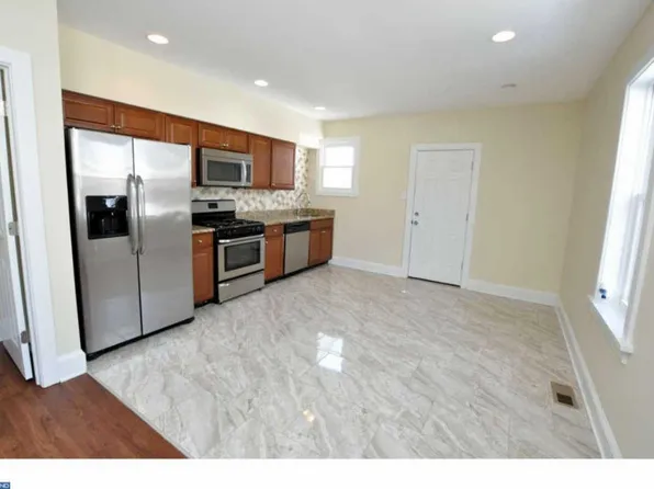 218 Carroll St, Riverside, NJ 08075