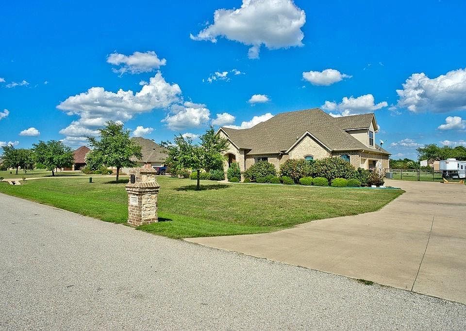 13860 Megan Dr, Justin, TX 76247 Zillow