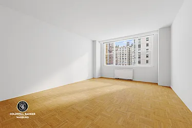 Sold by Coldwell Banker Warburg