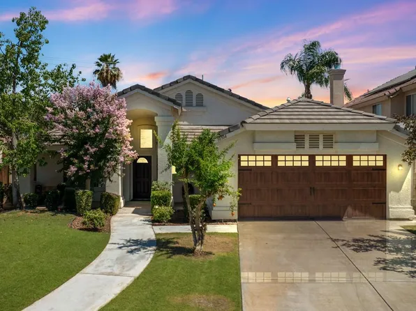 10304 Crandon Park Dr, Bakersfield, CA 93312