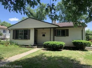 5349 Military Ave, Brighton, MI 48116