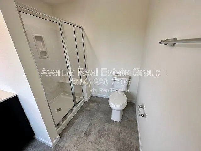 5587 Walden Ridge Dr — Photo 6