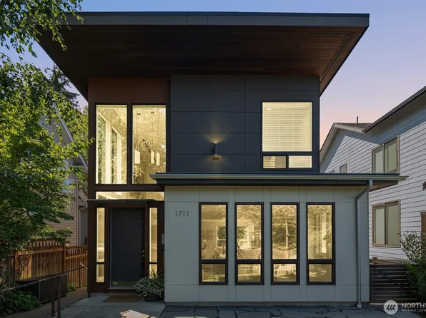 1711 44th Avenue SW, Seattle, WA 98116