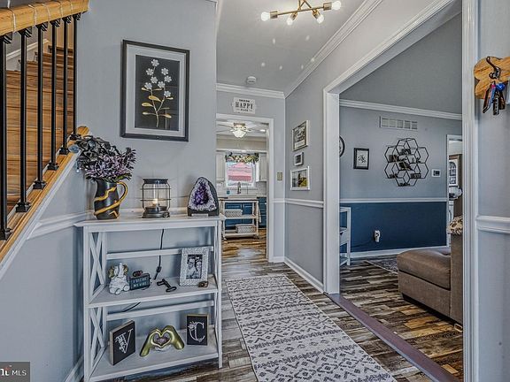 4th image of 11 Whitfield Rd