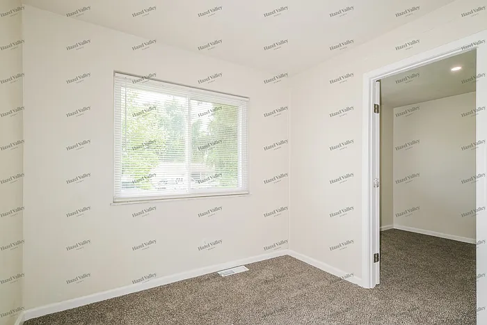 11939 Holly Brook Dr — Photo 10