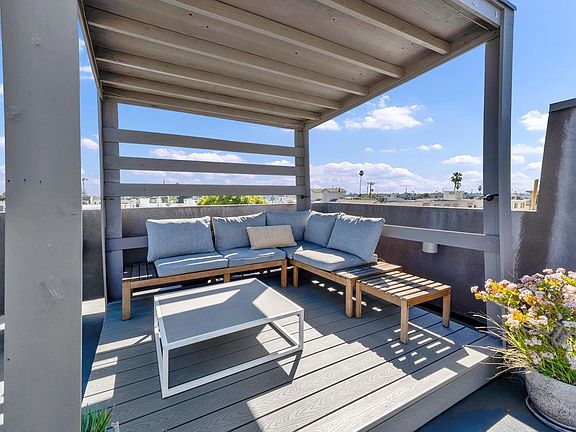 5th image of 11776 Idaho Ave #303
