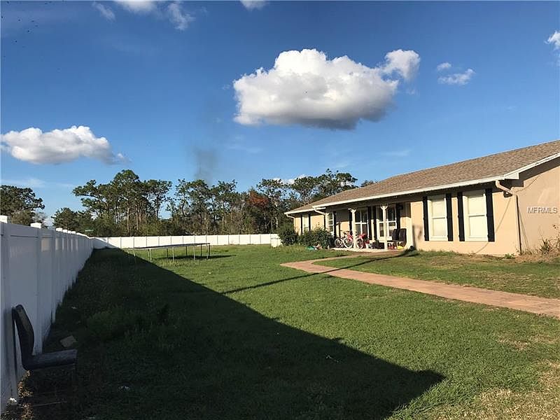 2nd image of 4215 La Salle Ave