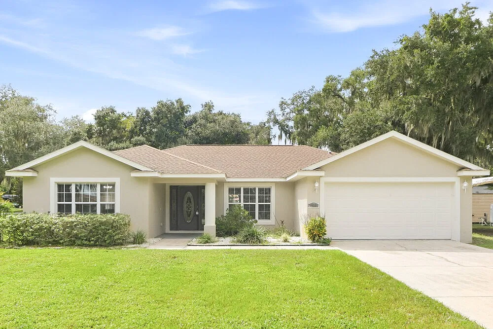 3 bed, 2.0 bath, 1891 sqft, $1,850 — Photo 1