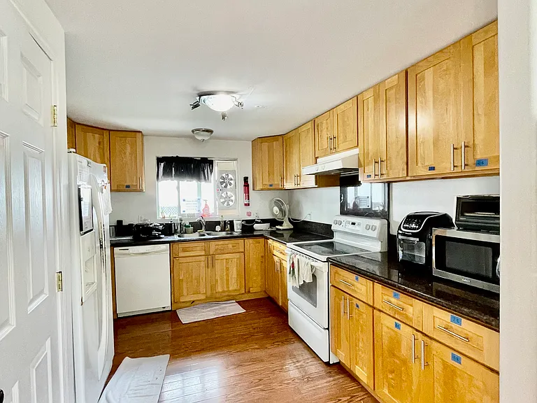 1522A Enos Ln #2B — Photo 6
