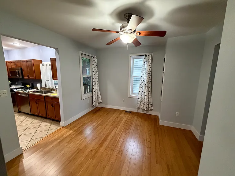6 Poplar St — Photo 8