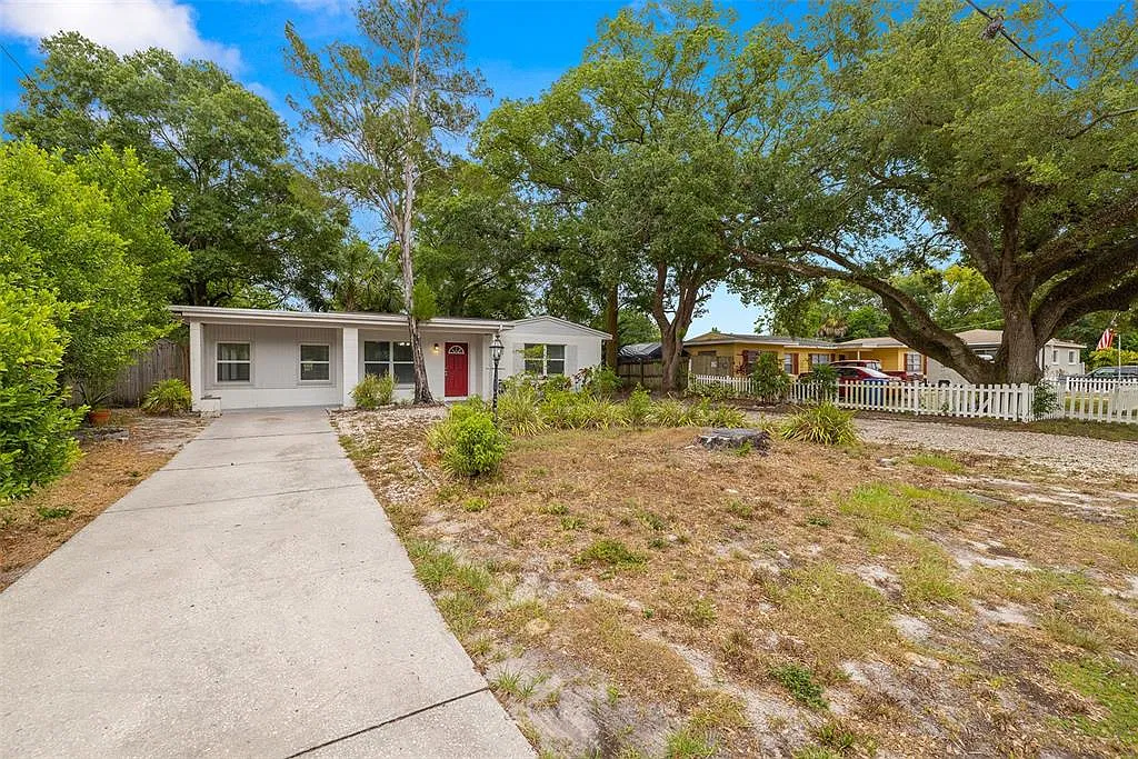 2 bed, 2.0 bath, 1263 sqft, $1,800 — Photo 1