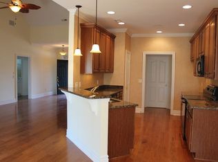 1099 E Brickhaven Cv, Leland, NC 28451