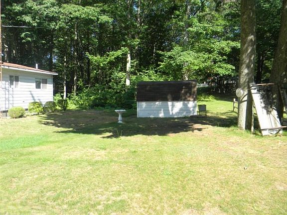 3rd image of 6679 Duneview Dr