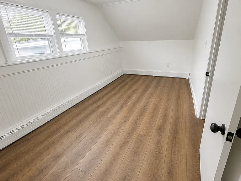 209 South St — Photo 5