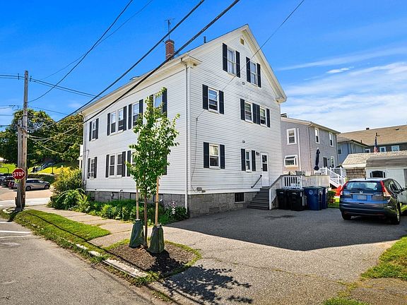2nd image of 21 Jackson St