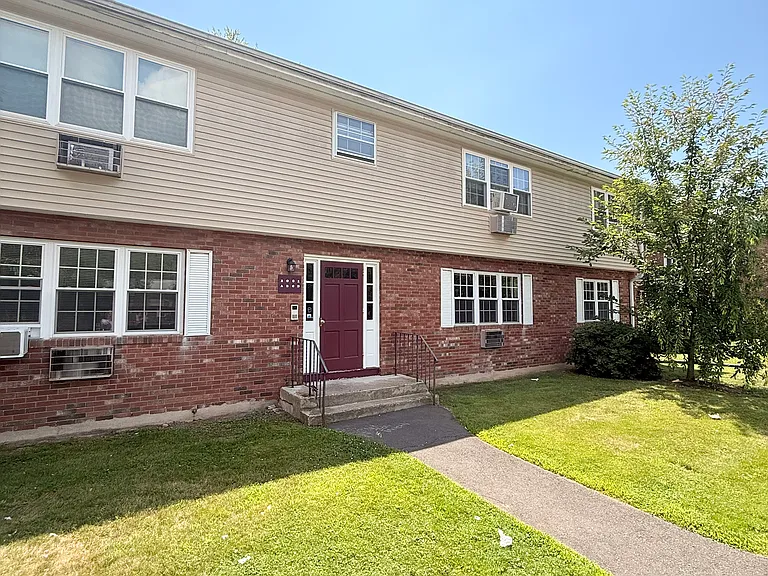 1081 Blue Hills Ave #B — Photo 1