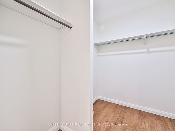 5th image of 188 Spadina Ave #301