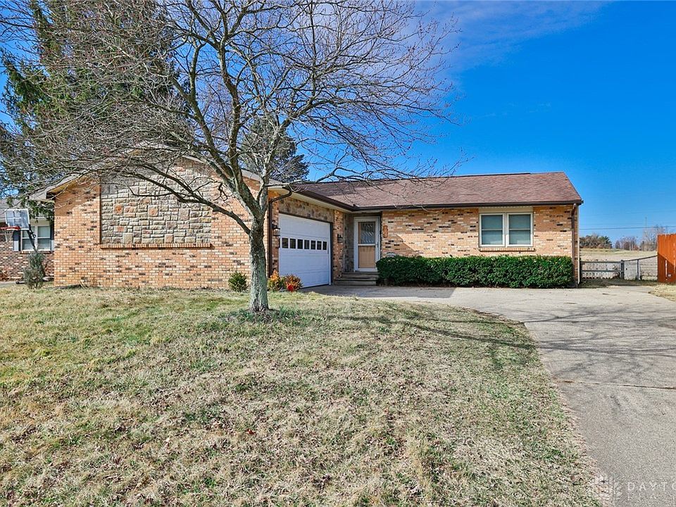 1st image of 913 Katherine Ave