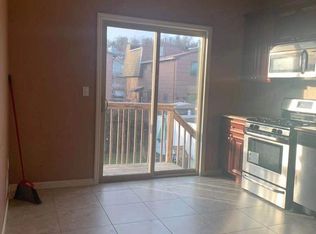 630 Britton Ave, Staten Island, NY 10304