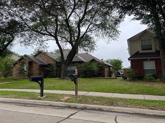 2nd image of 4206 Crestedge Ln