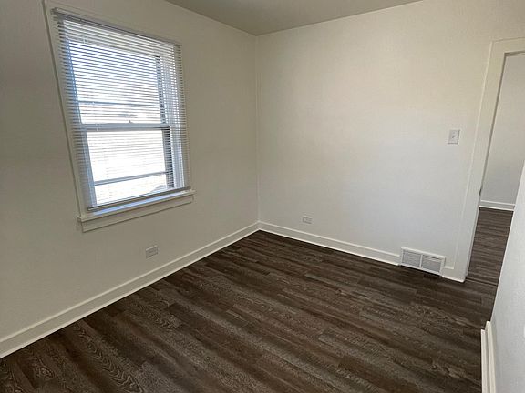 Bedroom #1
