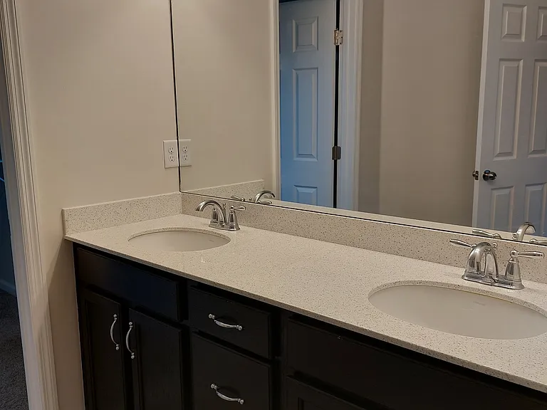 143 Nelson Ln #1 — Photo 6