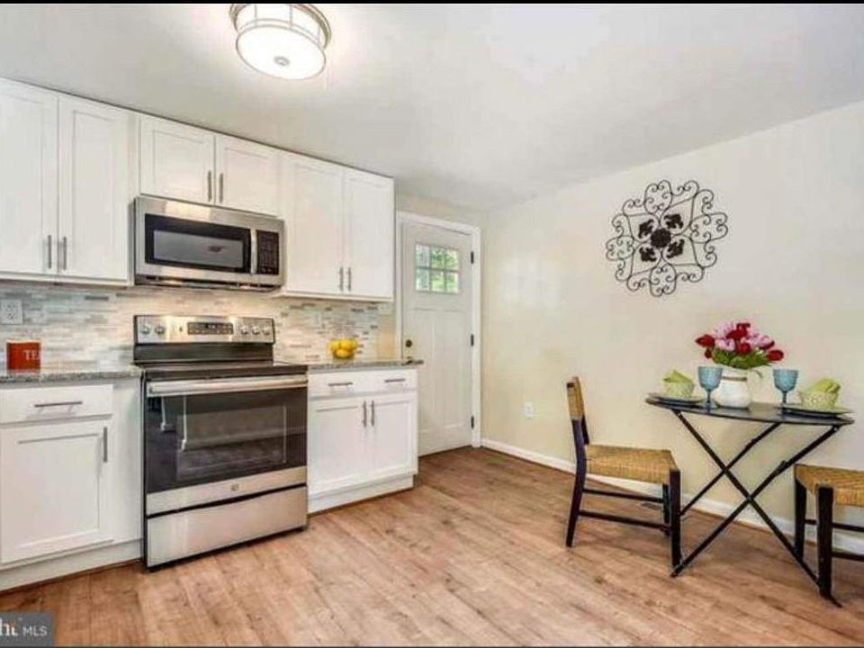 1st image of 664 W Central Ave