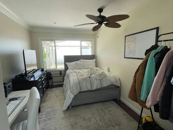 1053 Presidio Dr #A, Costa Mesa, CA 92626