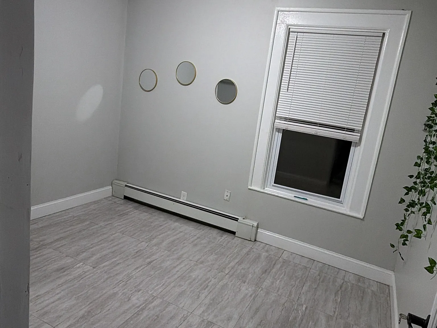 49 Linden St — Photo 3