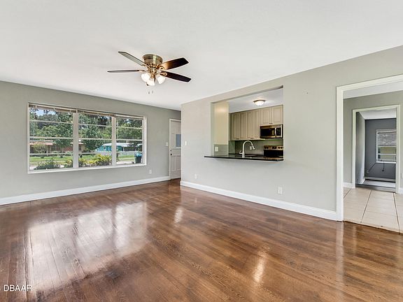 5th image of 350 S Seneca Blvd
