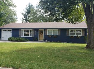 1824 Cassell Rd, Manhattan, KS 66502