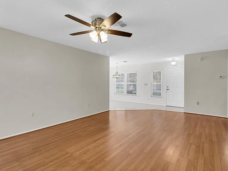 4814 Grist Mill Cir — Photo 8