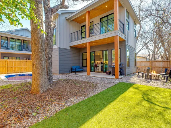 910 Tillery St #A & B, Austin, TX 78702