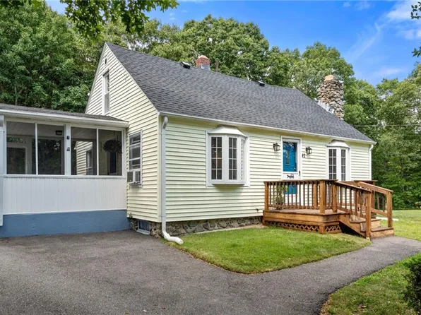 42 Pine Swamp Rd, Cumberland, RI 02864