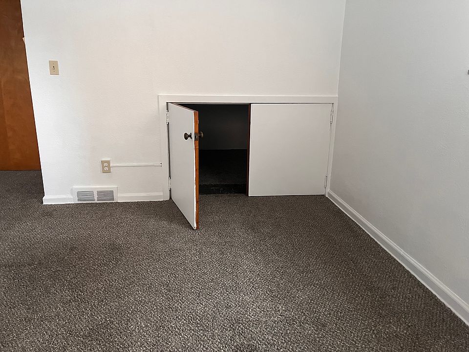 Large storage space in front living room