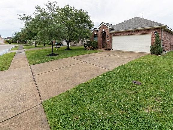 2nd image of 2509 Winged Dove Dr