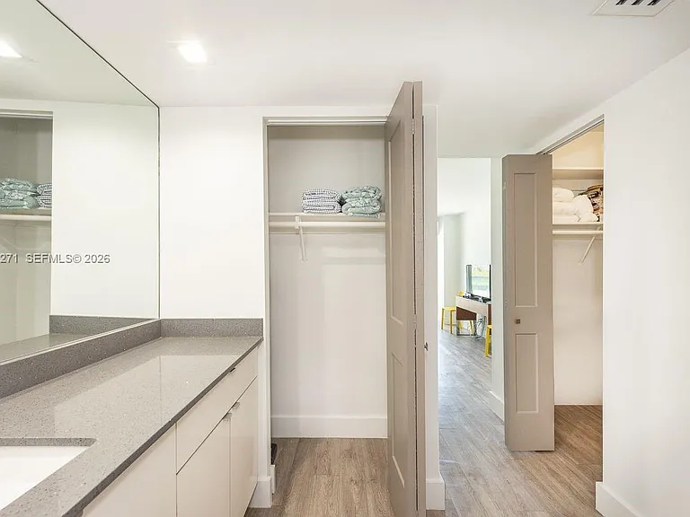 100 Bayview Dr #210 — Photo 5