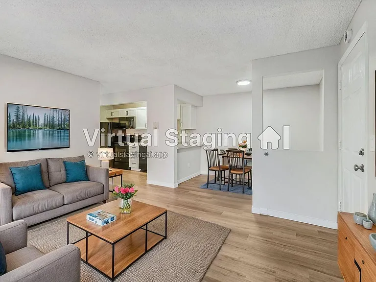 Westport Apartments — Photo 20