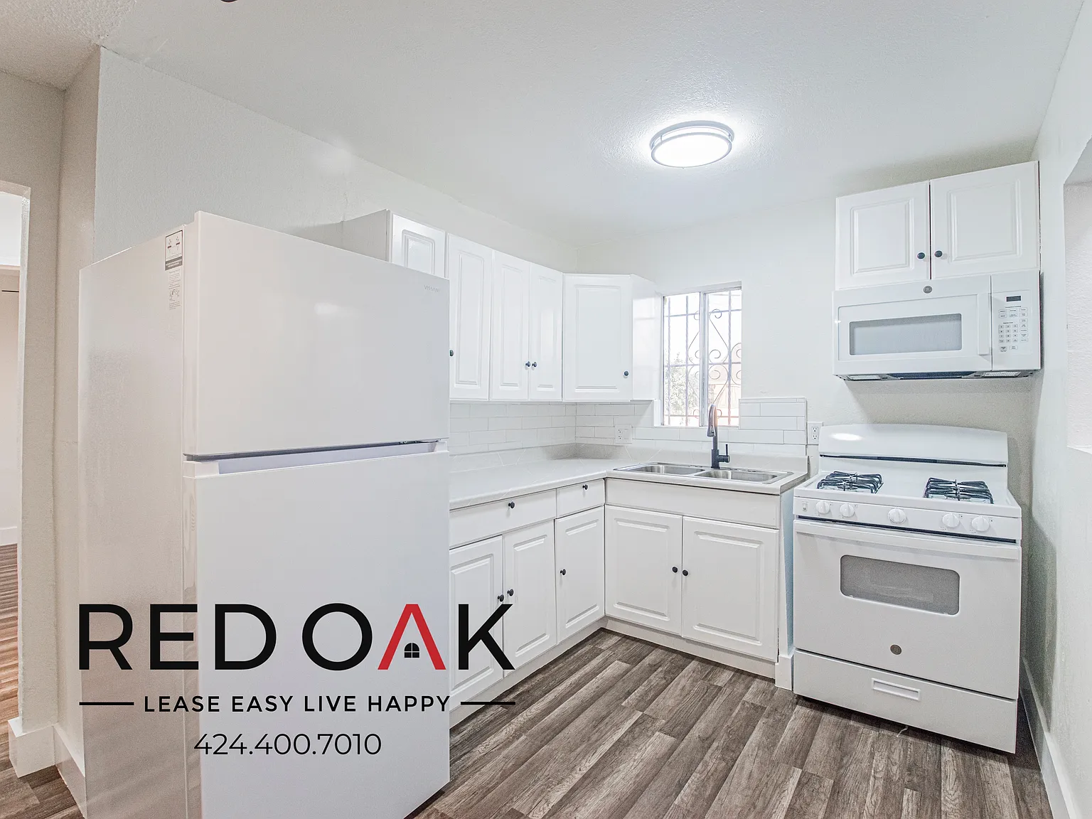 Radiant Two Bedroom with Updated Details and Included Parking ~ In Florence! — Photo 2