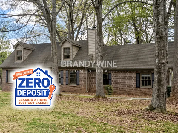 916 S Deshon Rd, Lithonia, GA 30058