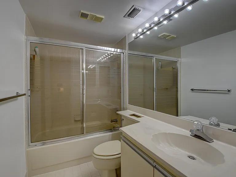 7194 Promenade Dr #202 — Photo 18