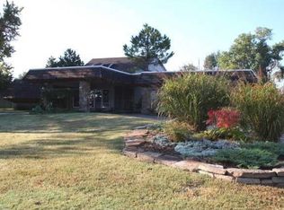 320 Pauline Renee Dr, Moore, OK 73160