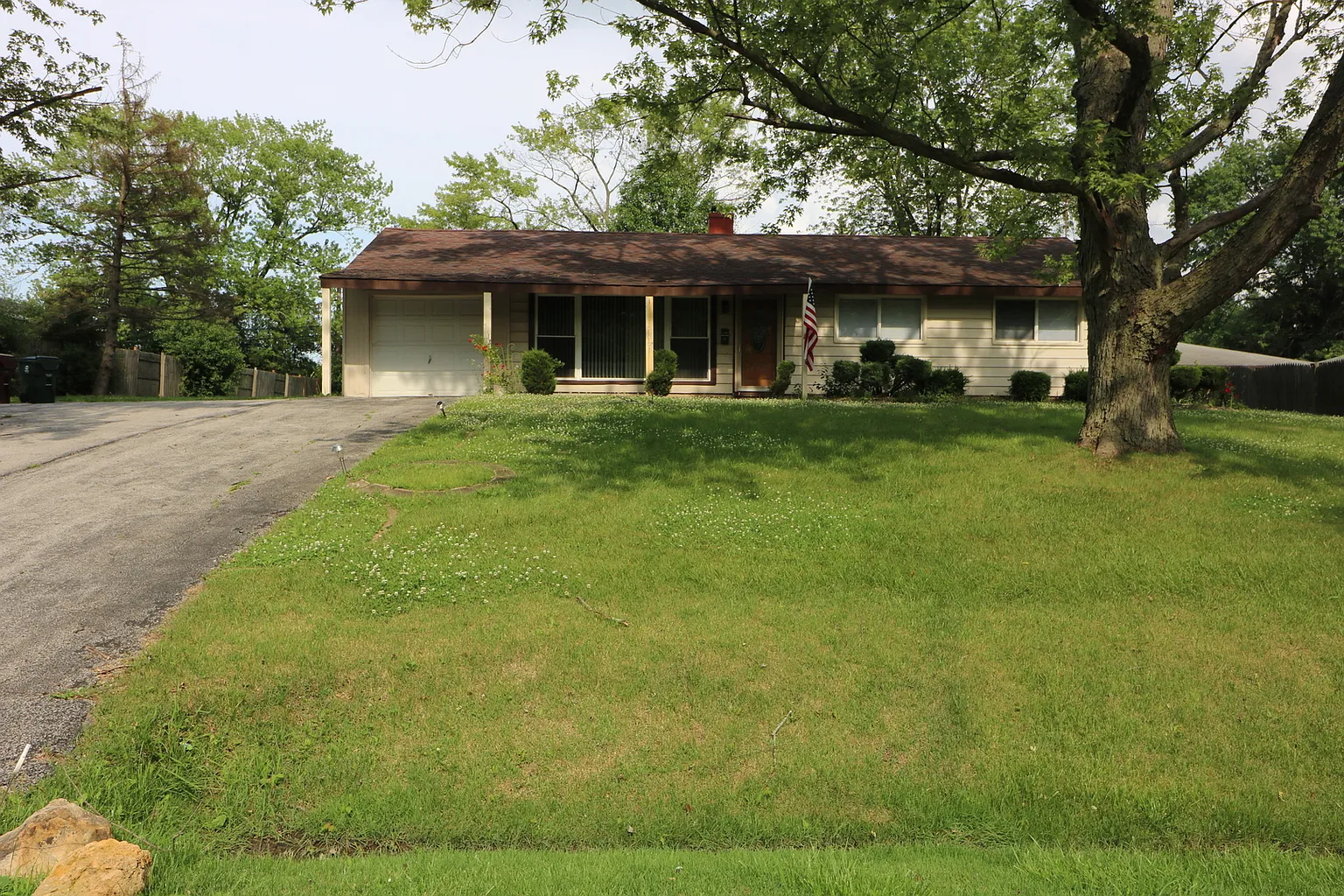 17861 Baker Ave photo 1